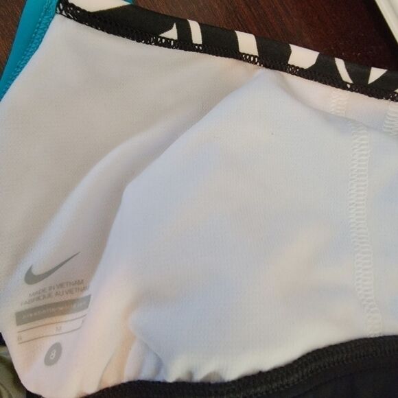 Nike Chevron print one piece swimsuit size 8 - Picture 8 of 8